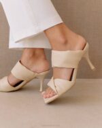Жени царевица слонова кост Alohas twist strap царевица - бели веган кожени мулета NVPD427 - Image 4